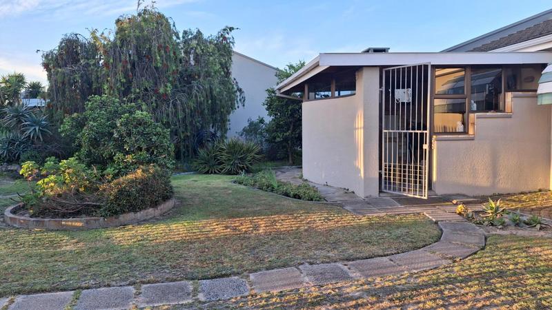 To Let 2 Bedroom Property for Rent in Ferndale Western Cape